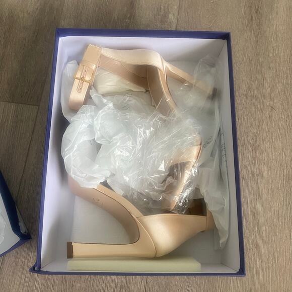Stuart Weitzman Blush Silk Satin Square Nudist Heels Strappy Sandal Size 6 NIB - Picture 9 of 10